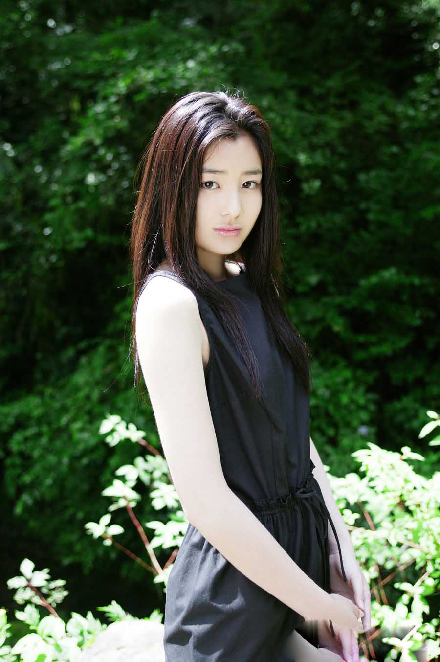 纯美女孩的照片