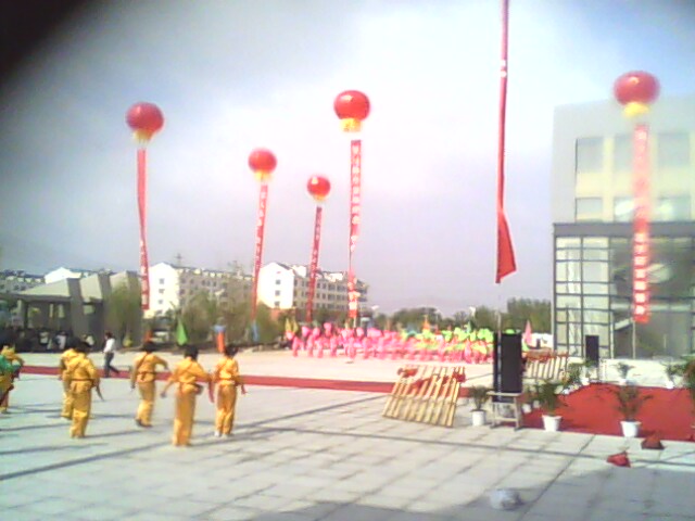 庆典的喜庆与欢乐