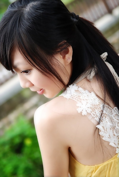 眉清目秀的小姑娘