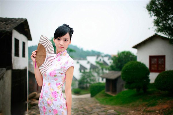 江南旗袍美女
