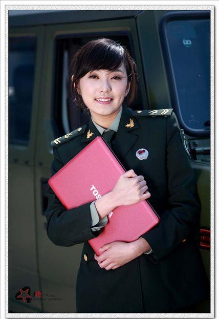 军中美女