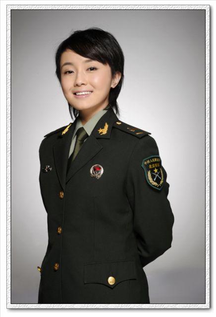 美女军花